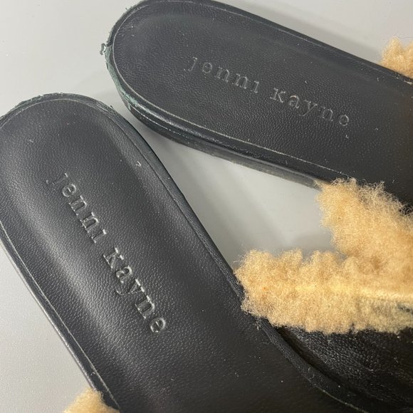 Jenny Kanye  shearling mule in natural - Picture 13 of 16